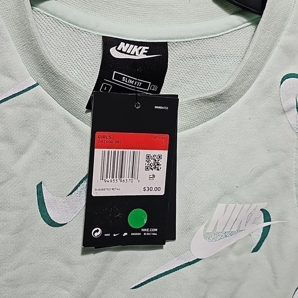 Nike Tank Top Size Large Girls NWT Youth